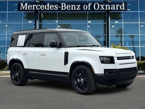 Used 2024 Land Rover Defender 110 X-Dynamic SE AWD/4WD image 2