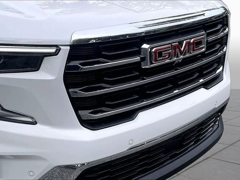Used 2024 GMC Acadia Elevation w/ Super Cruise Package FWD image 32