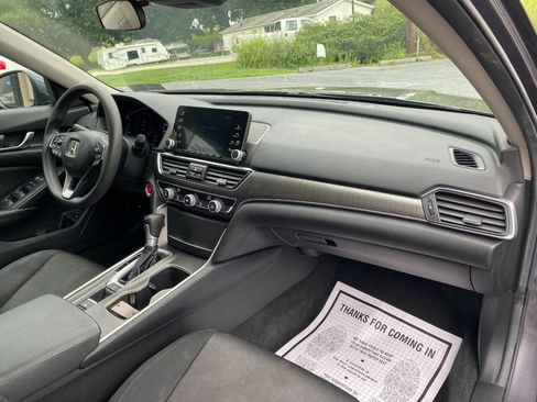 Used 2020 Honda Accord LX image 30