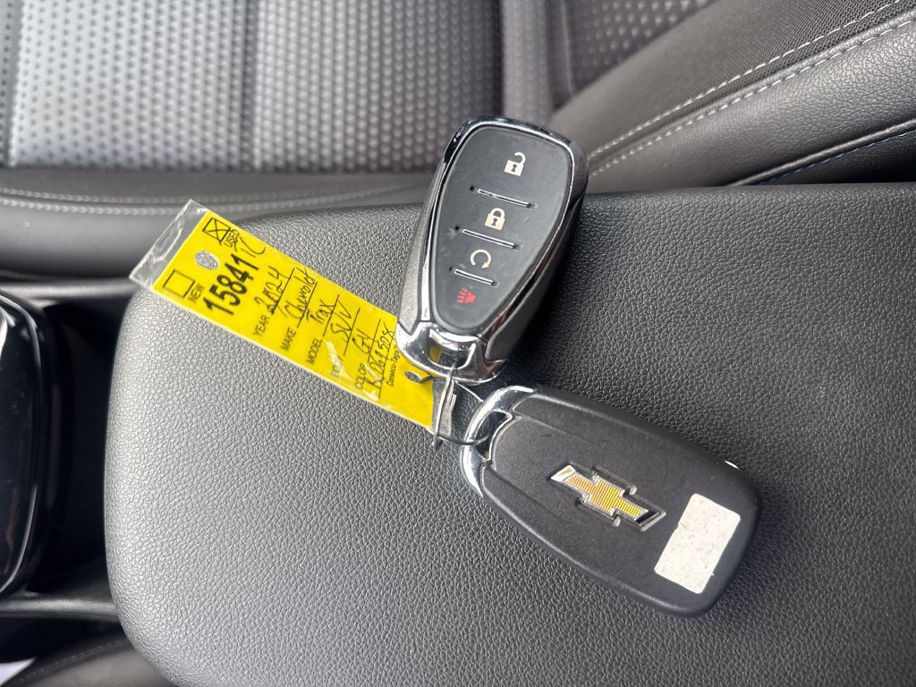 Used 2024 Chevrolet Trax LT FWD image 26