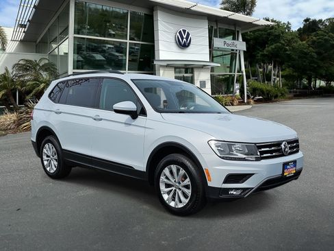 Used 2018 Volkswagen Tiguan S w/ Front Fog Lights Package image 3