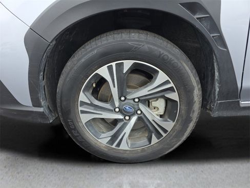 Used 2024 Subaru Crosstrek 2.0i Premium image 11