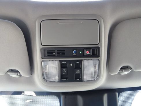 Used 2018 Honda Odyssey Elite image 28