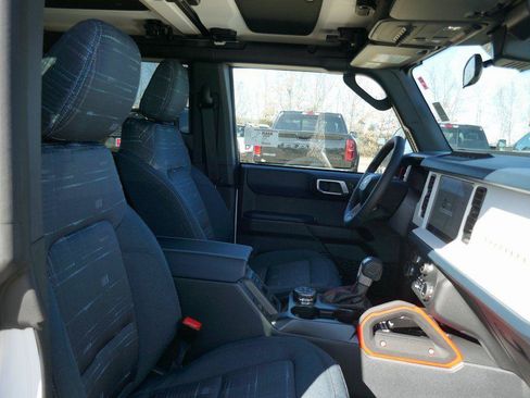 New 2026 Ford Bronco Heritage Edition AWD/4WD image 10