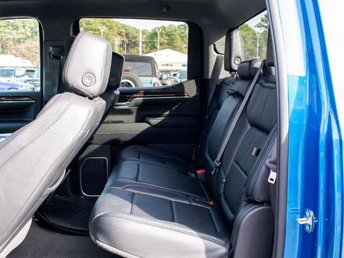 Used 2022 GMC Sierra 1500 Elevation image 18