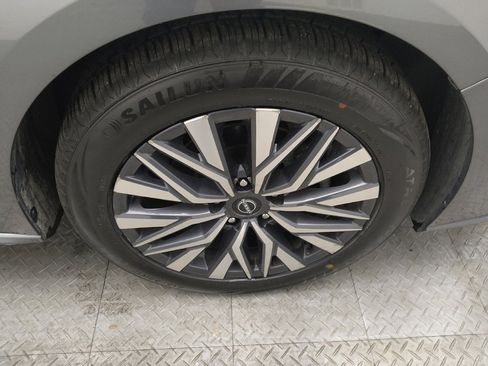 Used 2023 Nissan Altima 2.5 SV image 31