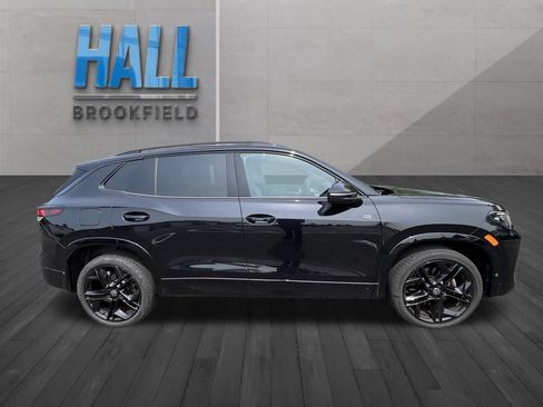 Certified 2025 Volkswagen Tiguan SE R-Line AWD/4WD image 7