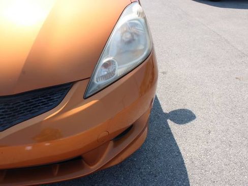 Used 2011 Honda Fit Sport image 34