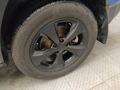 Used 2021 Jeep Cherokee Latitude Plus image 31