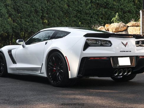 Used 2016 Chevrolet Corvette Z06 w/ 2LZ Preferred Equipment Group RWD image 22