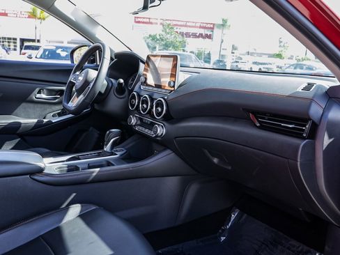 Used 2023 Nissan Sentra SR w/ SR Premium Package image 20