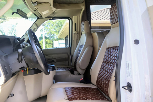 Used 2017 Ford E-450 and Econoline 450 Super Duty w/ Motorhome Prep Package RWD image 24
