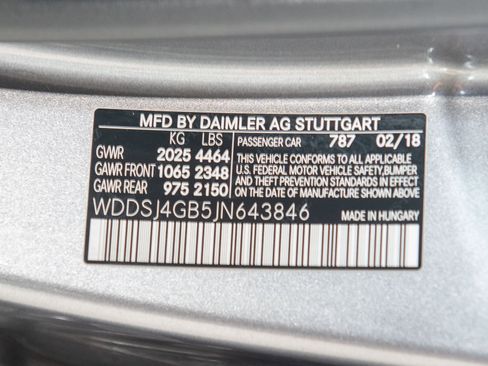 Used 2018 Mercedes-Benz CLA 250 4MATIC image 32