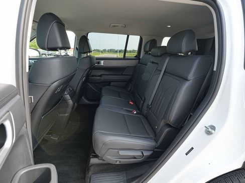 Used 2026 Hyundai Santa Fe SEL AWD/4WD image 19