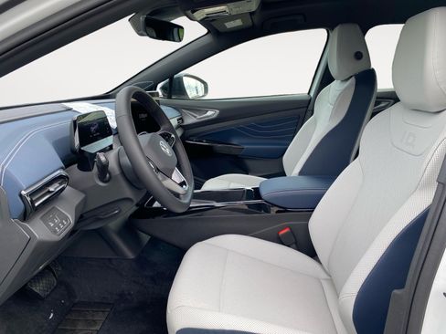 New 2026 Volkswagen ID.4 Pro S Plus AWD/4WD image 10