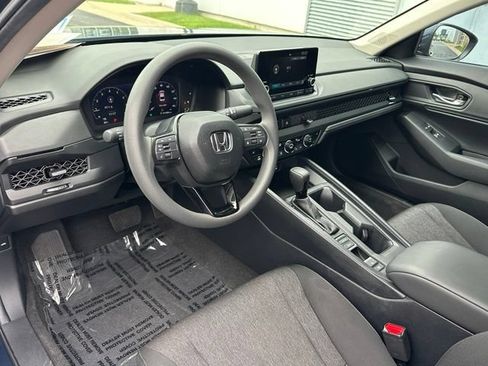 Used 2024 Honda Accord EX image 32