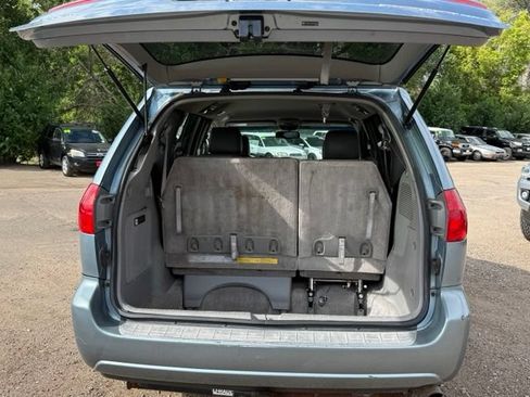 Used 2006 Toyota Sienna XLE w/ XLE Pkg 9 AWD/4WD image 15