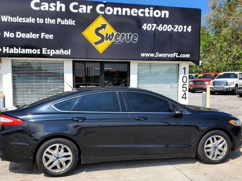 Used 2014 Ford Fusion SE image 7