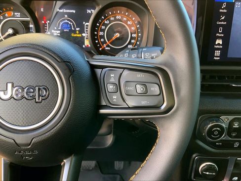 Used 2024 Jeep Wrangler Sport S image 25