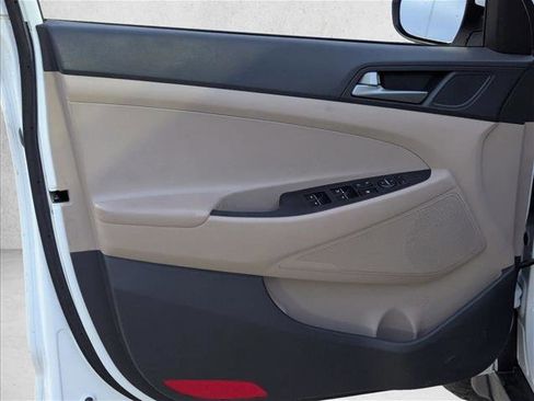 Used 2016 Hyundai Tucson Limited w/ Option Group 03 image 8