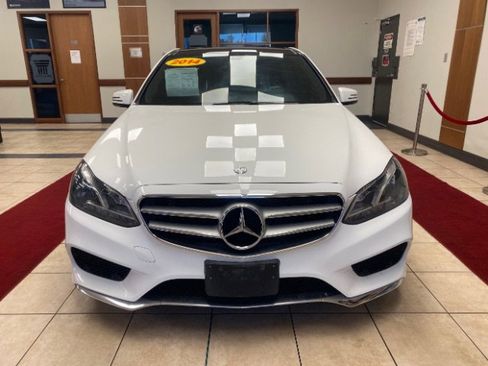 Used 2014 Mercedes-Benz E 350 4MATIC w/ Premium 1 Package image 10