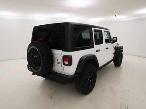Used 2020 Jeep Wrangler Unlimited Sport image 3
