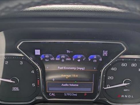 Used 2022 GMC Sierra 2500 Denali AWD/4WD image 11