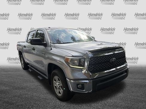 Used 2018 Toyota Tundra SR5 w/ SR5 Upgrade Package RWD image 2
