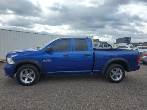 Used 2017 RAM 1500 Express AWD/4WD image 2