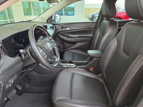 Used 2024 Buick Encore GX Sport Touring w/ Comfort Package FWD image 9