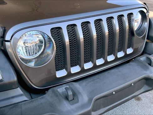 Used 2021 Jeep Wrangler Unlimited Sport w/ Sun And Sound Package image 32