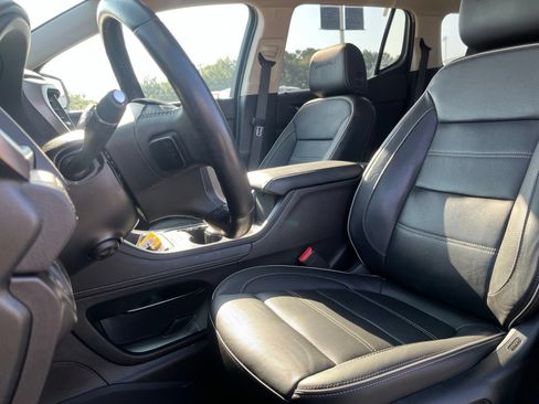 Used 2020 GMC Acadia Denali w/ LPO, Floor Liner Package FWD image 8