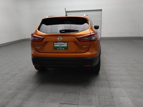 Used 2022 Nissan Rogue Sport SV FWD image 7