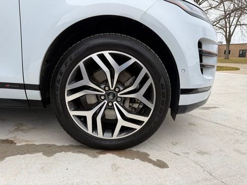 Used 2020 Land Rover Range Rover Evoque First Edition image 22