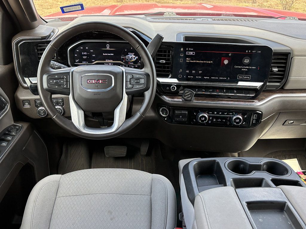 Used 2024 GMC Sierra 2500 SLE w/ SLE Value Package; AWD/4WD image 5