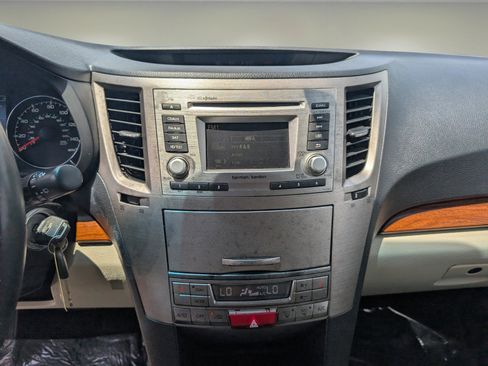 Used 2014 Subaru Outback 2.5i Limited w/ Moonroof Package image 15