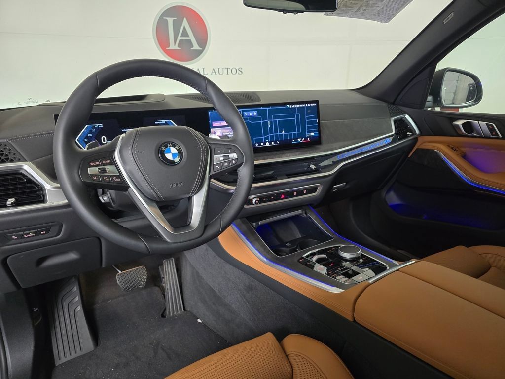 Used 2024 BMW X5 xDrive40i w/ Parking Assistance Package AWD/4WD image 23