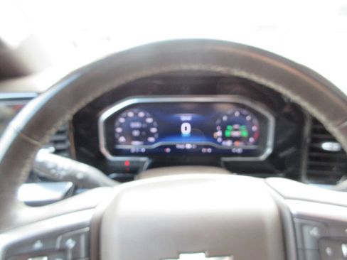 Certified 2024 Chevrolet Silverado 3500 LTZ w/ LTZ Convenience Package AWD/4WD image 37