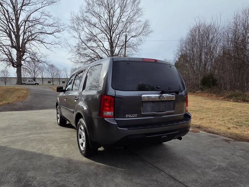 Used 2015 Honda Pilot LX image 8