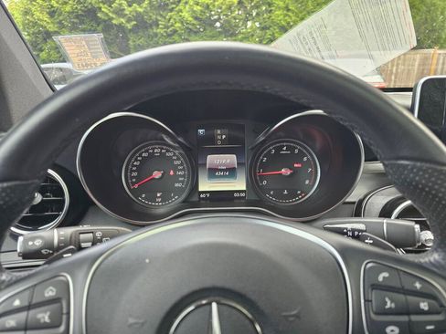 Used 2019 Mercedes-Benz GLC 300 4MATIC image 27