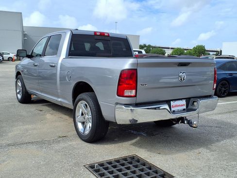 Used 2019 RAM 1500 Classic SLT RWD image 3