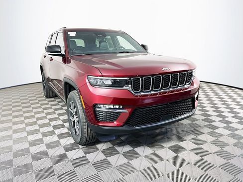 New 2025 Jeep Grand Cherokee Limited image 2