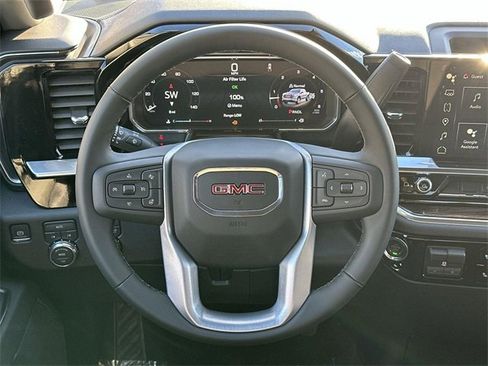 New 2026 GMC Sierra 1500 Elevation image 8