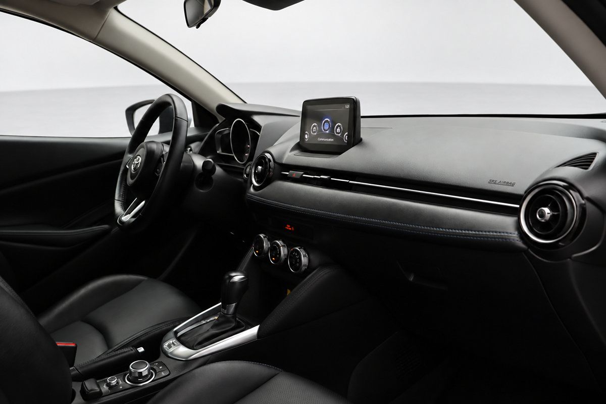 Used 2020 Toyota Yaris XLE FWD image 22