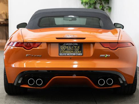 Used 2016 Jaguar F-TYPE R image 23