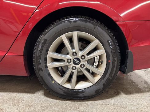 Used 2015 Hyundai Sonata SE image 31