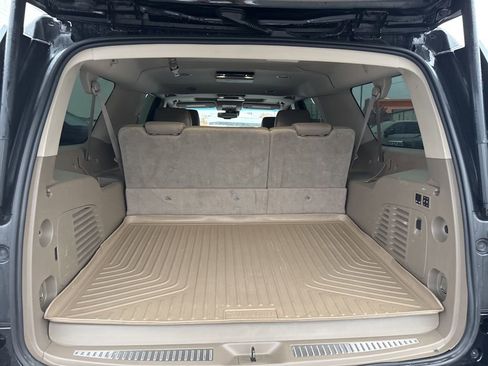 Used 2015 GMC Yukon XL SLT w/ Open Road Package image 29