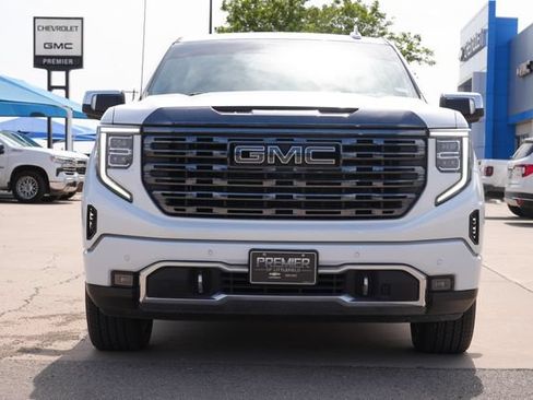 Used 2022 GMC Sierra 1500 Denali Ultimate AWD/4WD image 8
