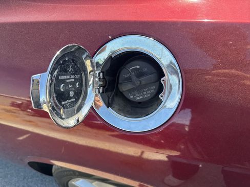 Used 2020 Dodge Challenger GT image 13