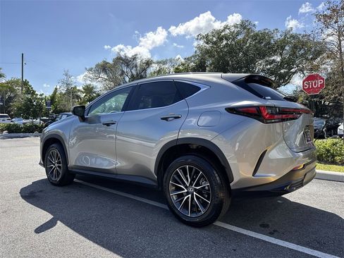 Used 2024 Lexus NX 250 FWD w/ Towing Package (2000 Lbs) image 27